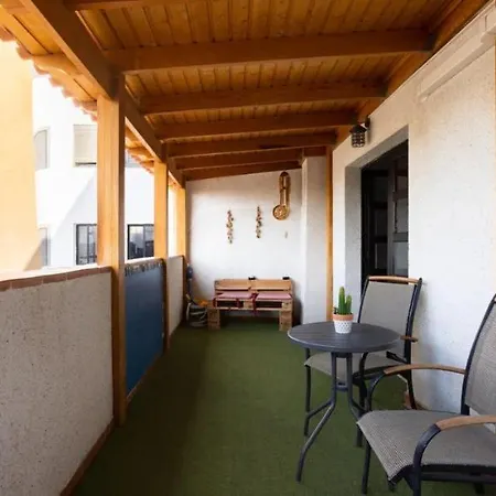 Casa Krisma, Fabulous Modern Spacious 2 Bedrooms Apartment, Remote Work, Fast Wifi, Parking And Ac Daire