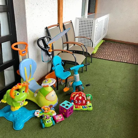 Casa Krisma, Fabulous Modern Spacious 2 Bedrooms Apartment, Remote Work, Fast Wifi, Parking And Ac Apartment *