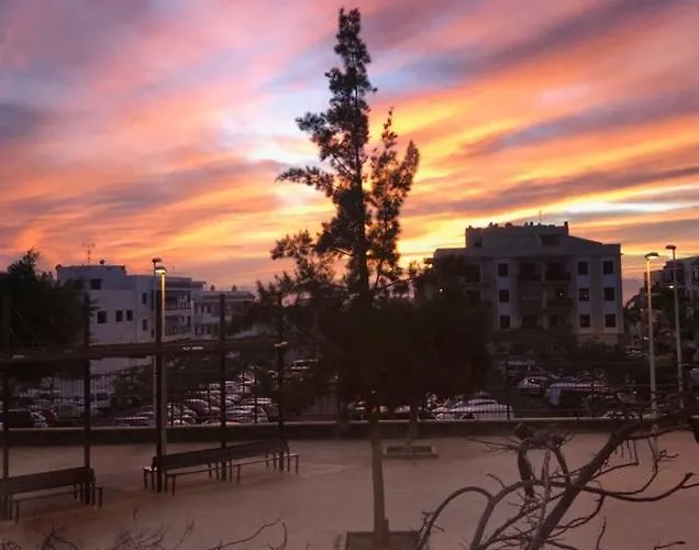 Casa Krisma, Fabulous Modern Spacious 2 Bedrooms Apartment, Remote Work, Fast Wifi, Parking And Ac Apartment